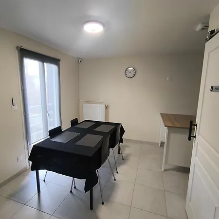 Notre Dame D'orgemont - Bleu Nuit 4 Homestay